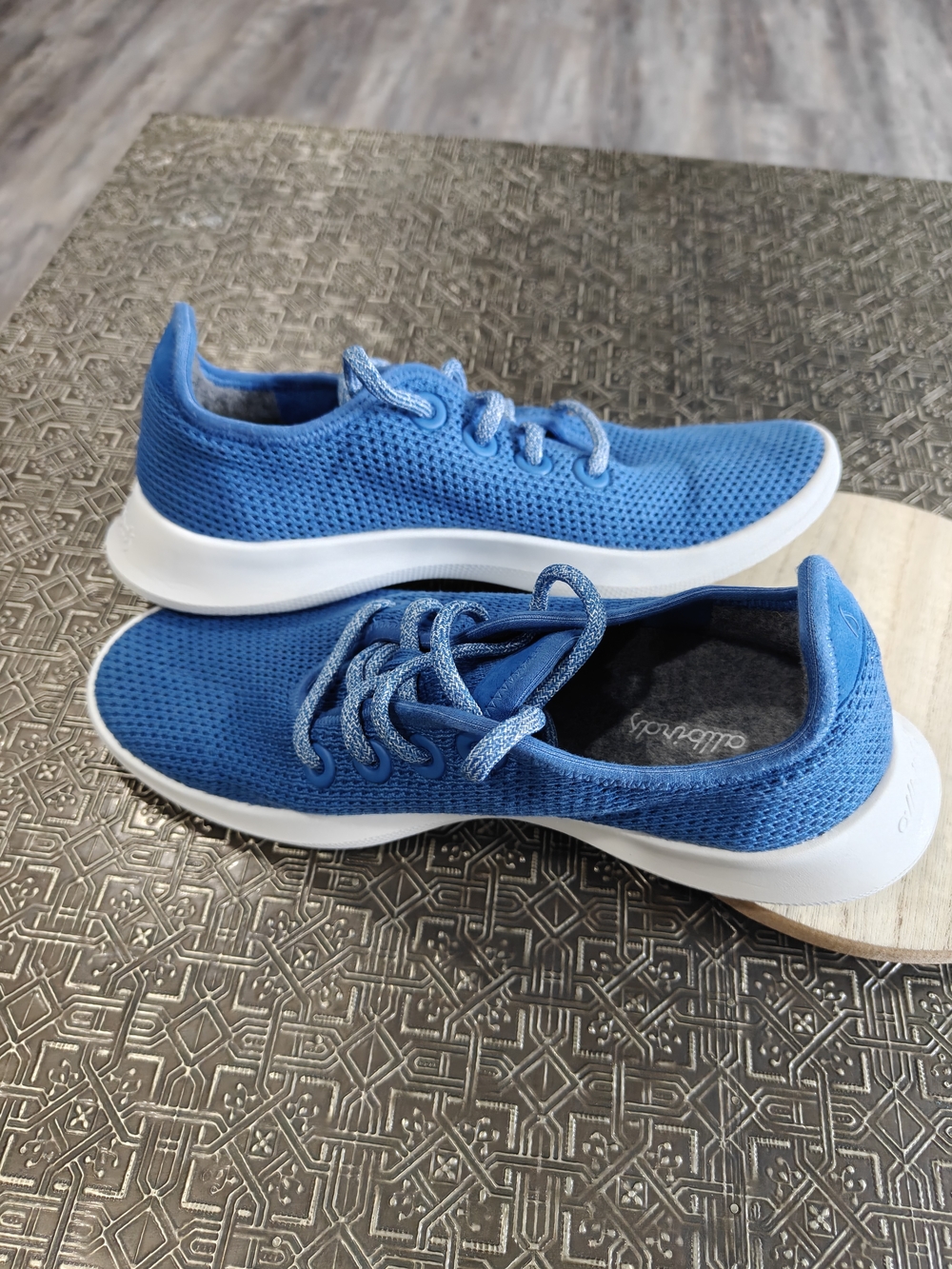 Allbirds Tree Runners Size 8 Like new - Picture 11 of 11